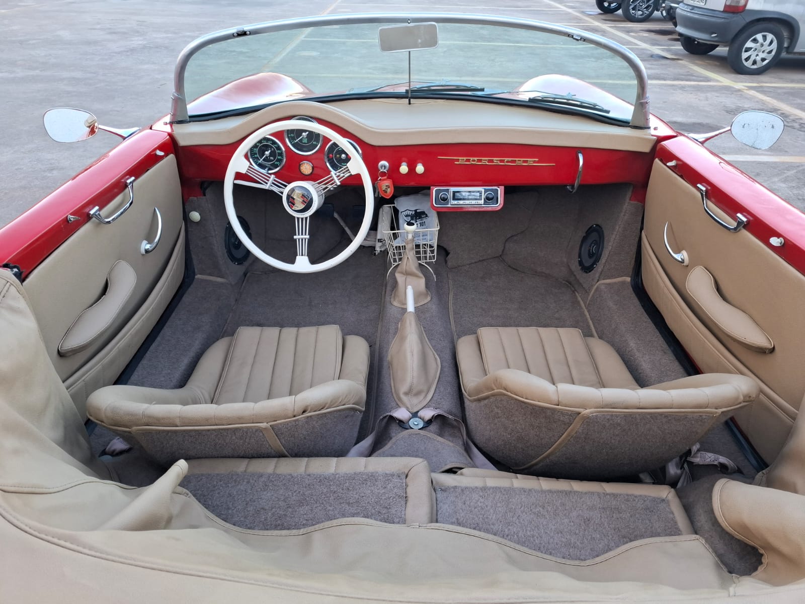 356A Speedster (réplica)