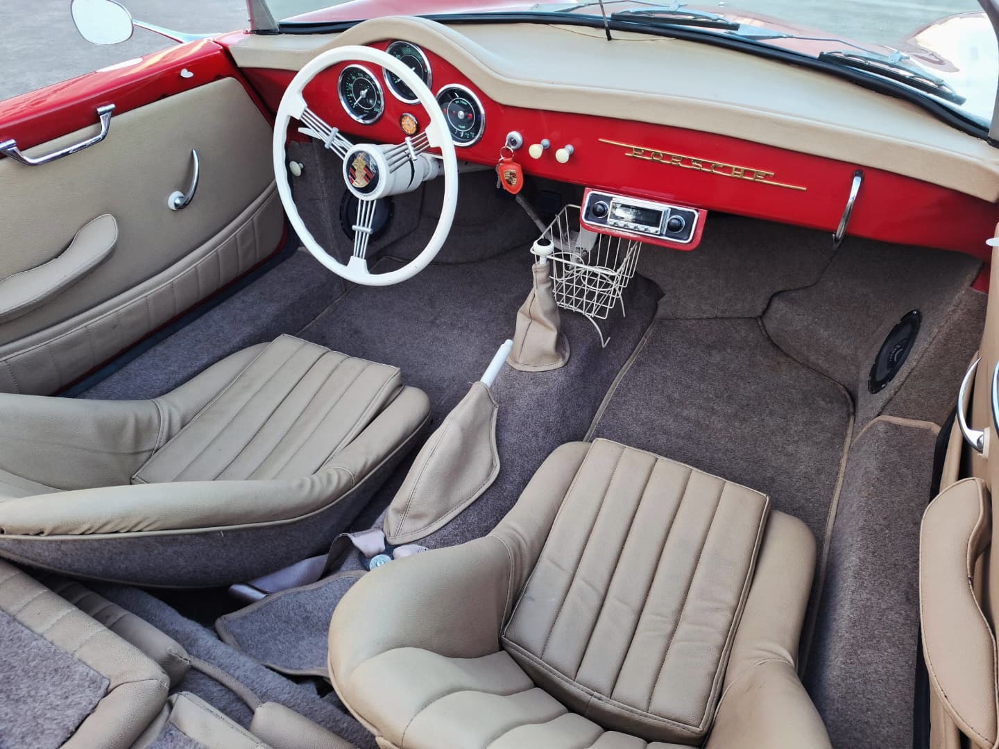 356A Speedster (réplica)