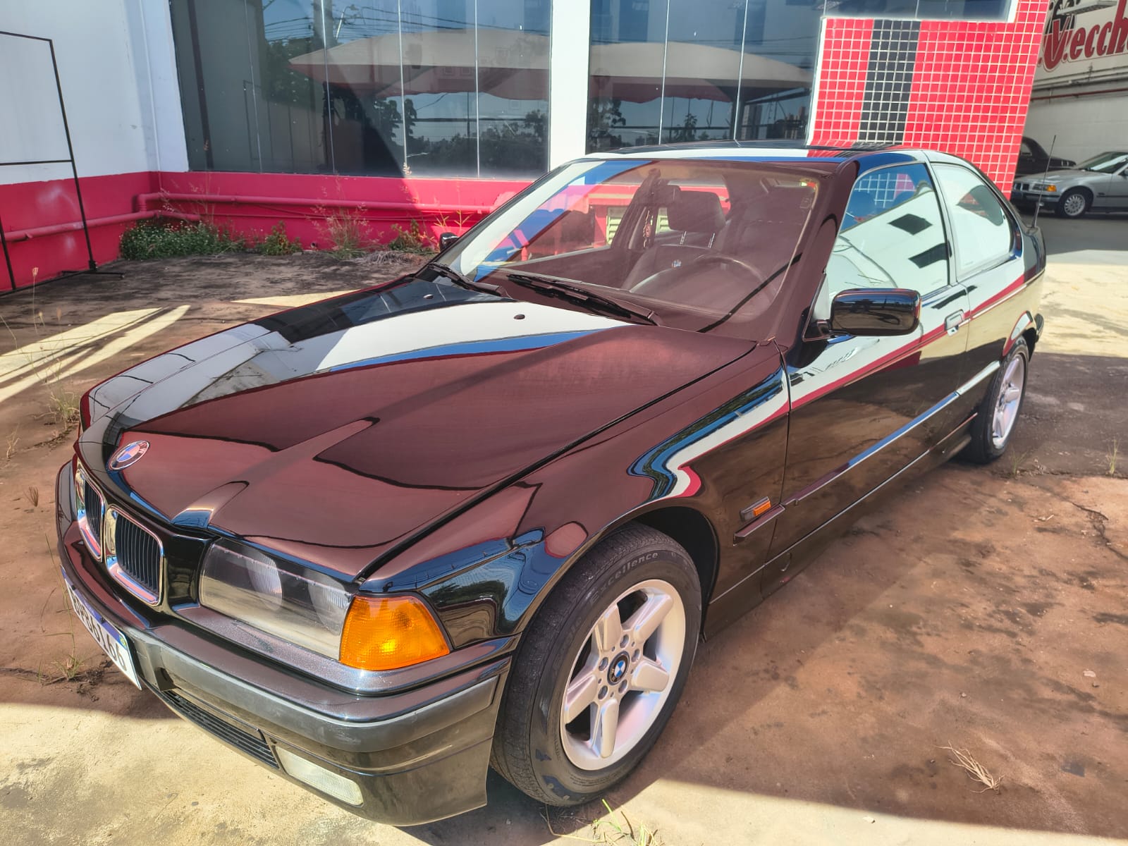 318iA E36
