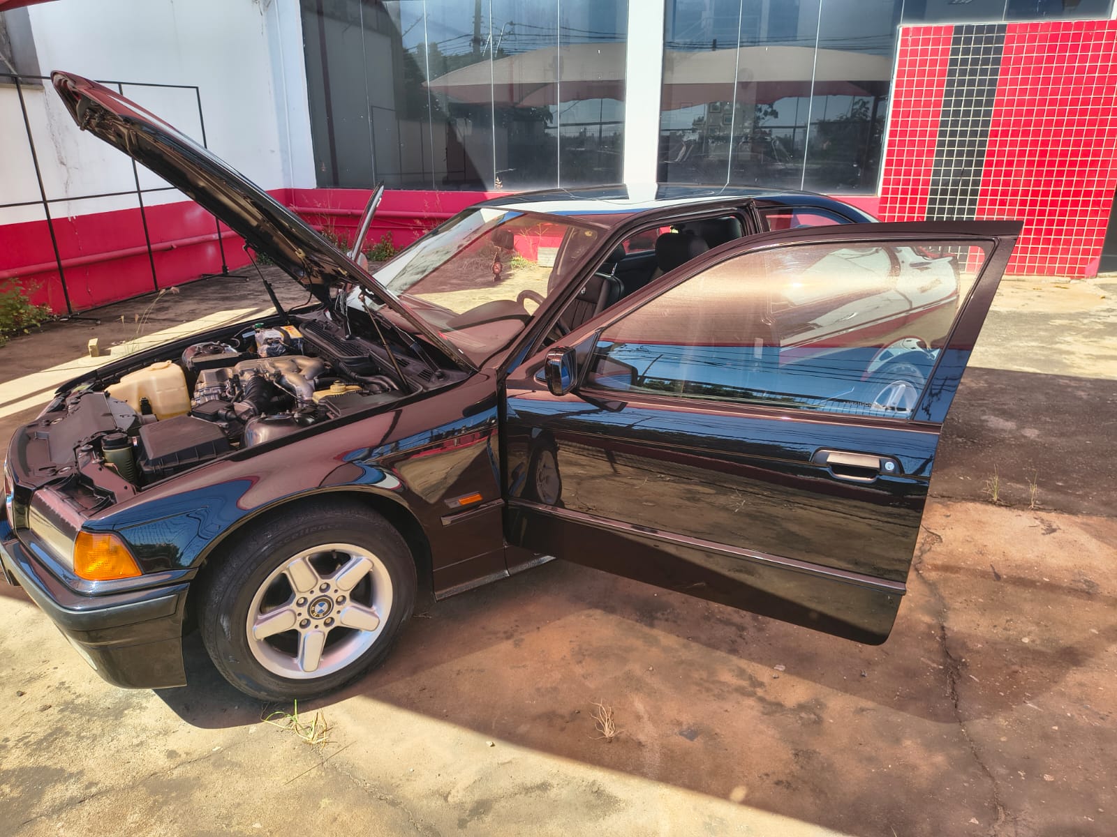 318iA E36