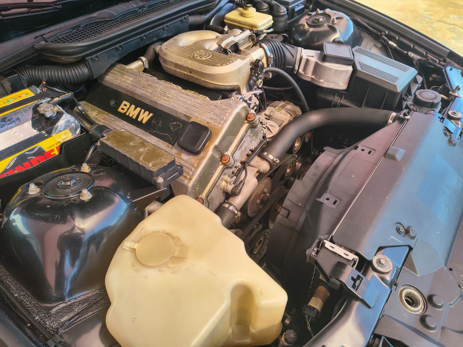 318iA E36