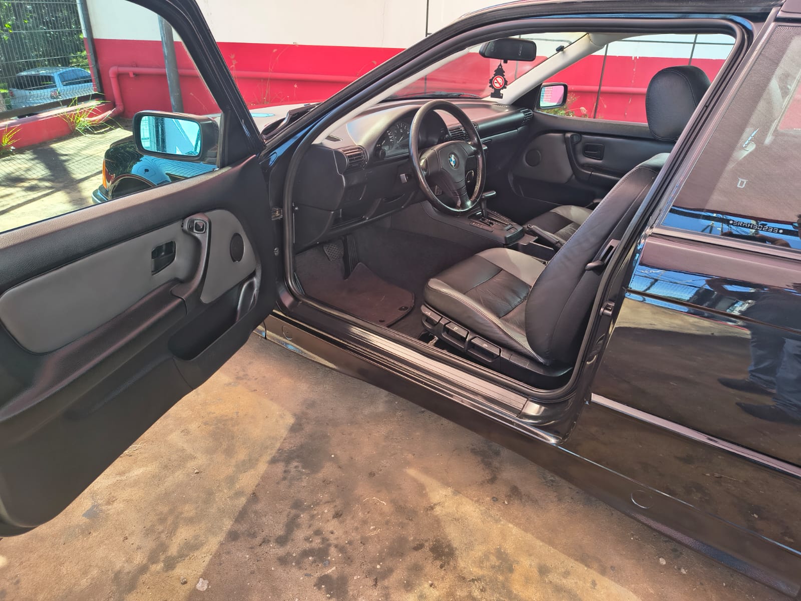 318iA E36