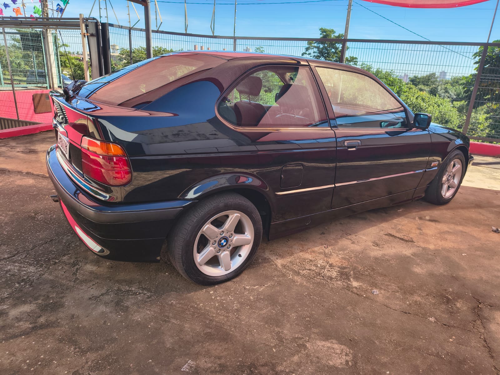 318iA E36